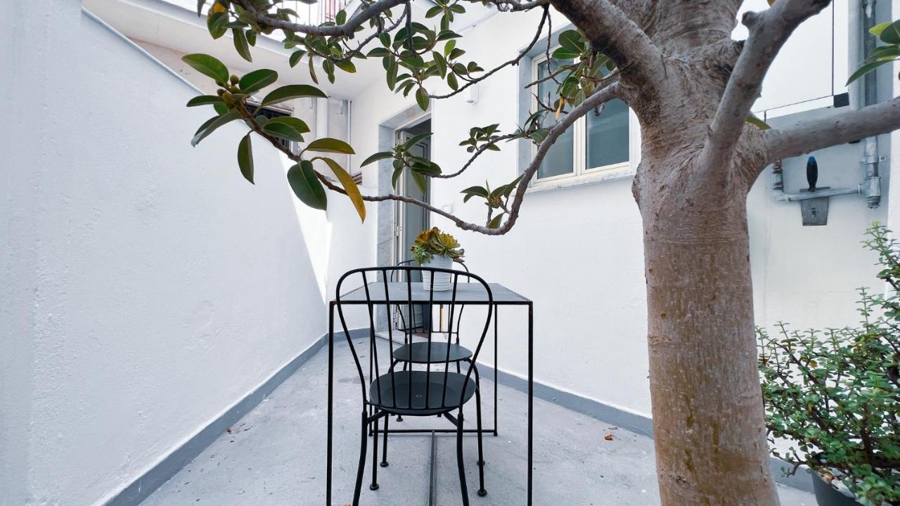 169Home Catania Bagian luar foto