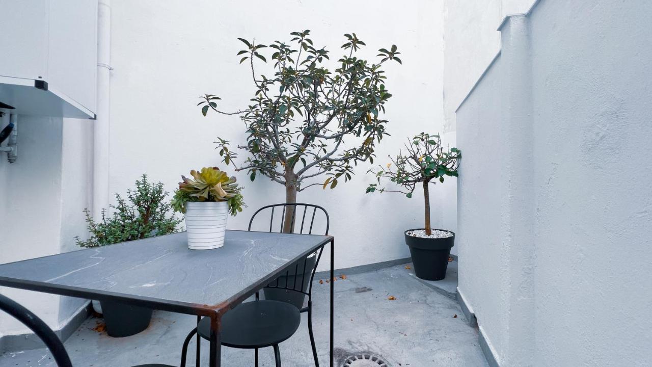 169Home Catania Bagian luar foto