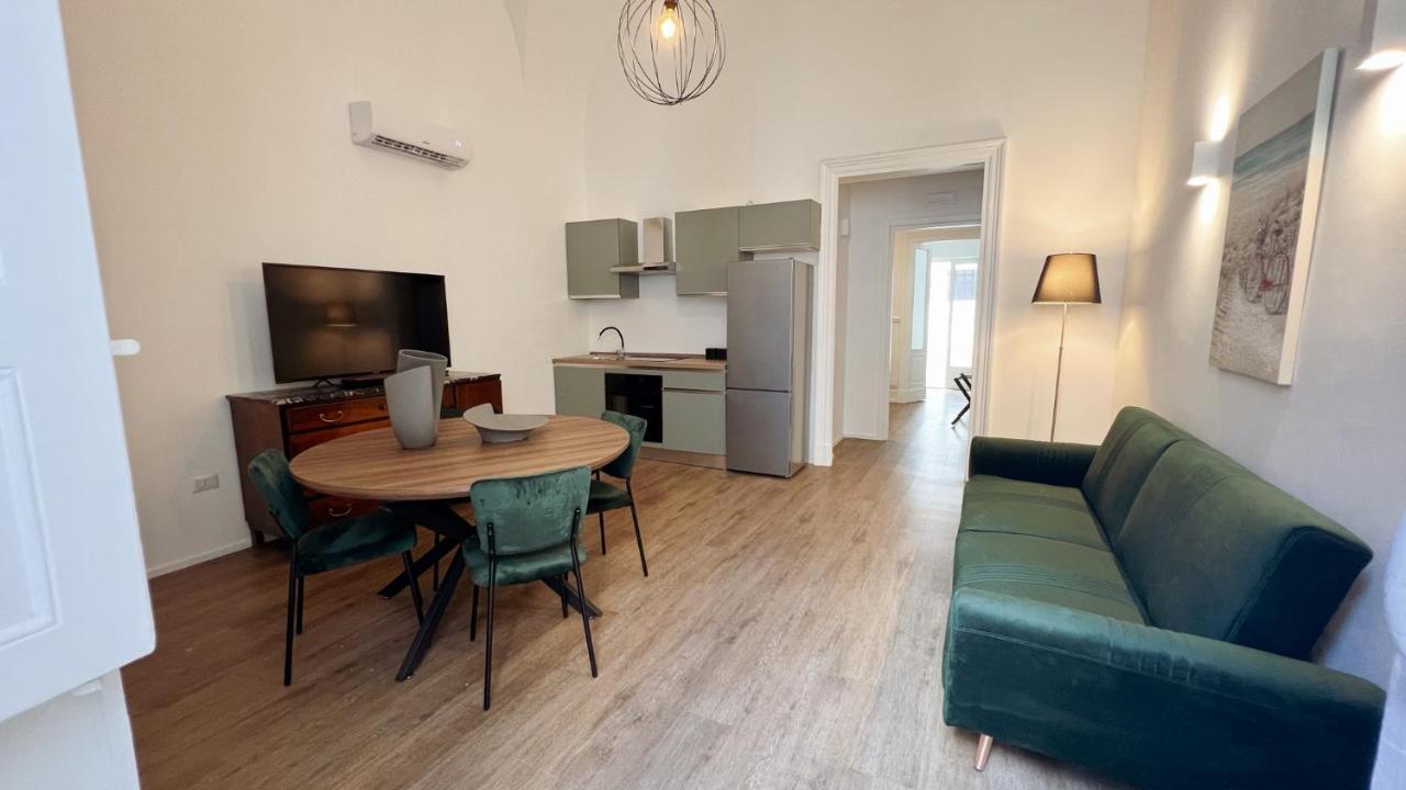 169Home Catania Bagian luar foto