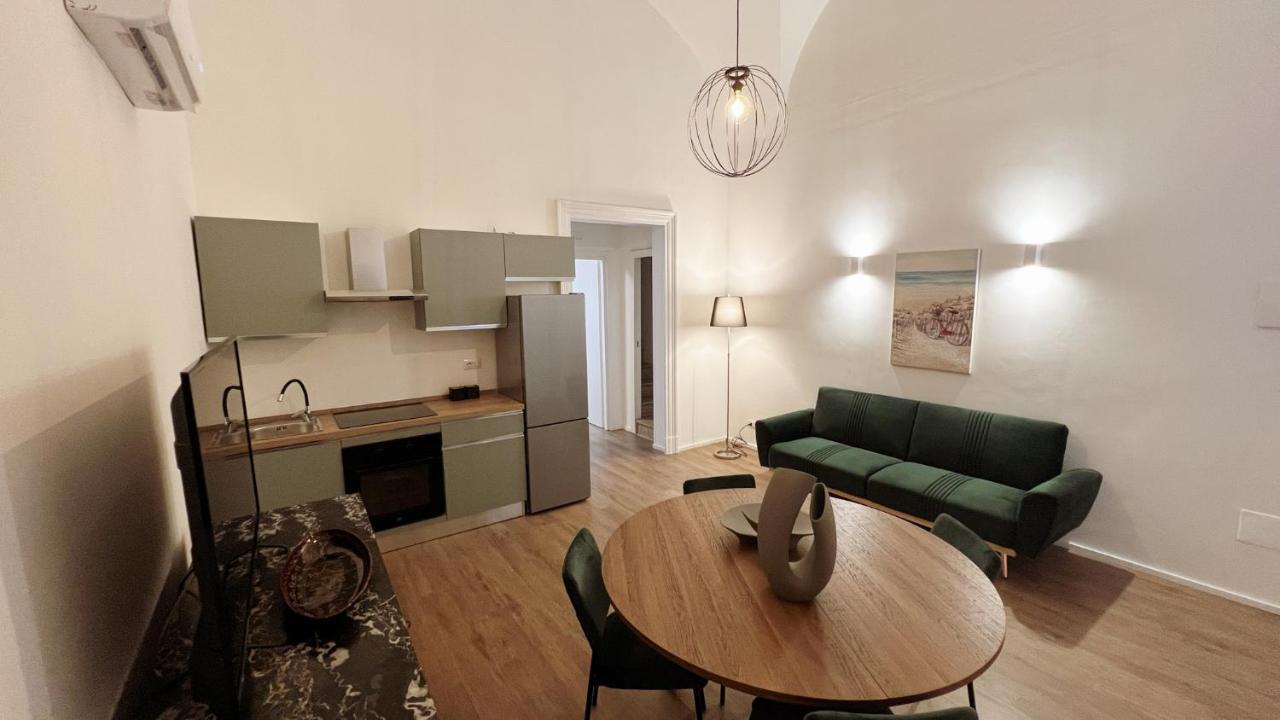 169Home Catania Bagian luar foto